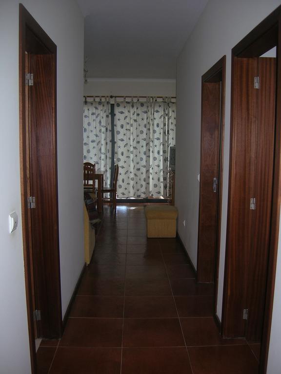 Apartamentos Amarelo Канисао Стая снимка